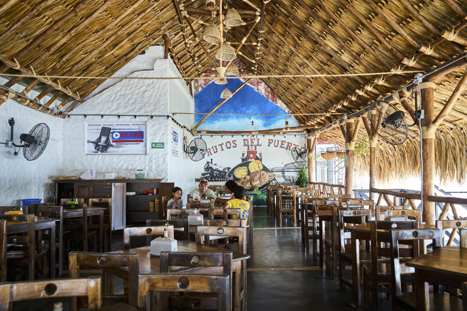 Fotografía 7 de Frutos Del Puerto