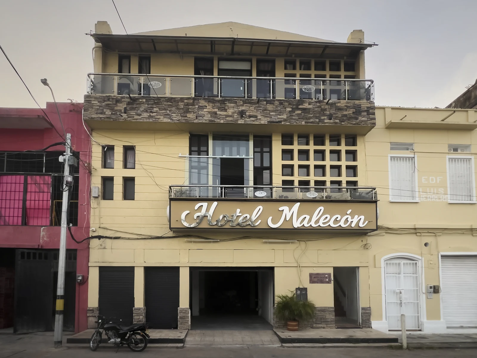 Fotografía 1 de Malecon